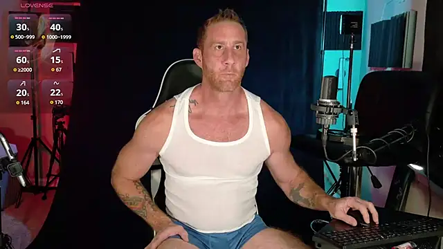 Snapshot of FiftyShadez chatting on 10/21/25, 04:08 FiftyShadez online show from 10/21/25, 04:08