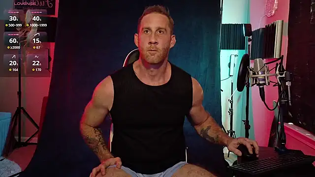 Snapshot of FiftyShadez chatting on 11/23/25, 04:18 FiftyShadez online show from 11/23/25, 04:18