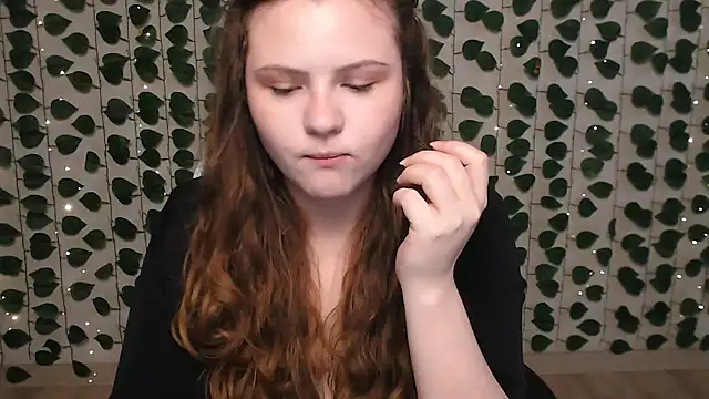 IxxiLiana online show from 01/25/25, 04:02