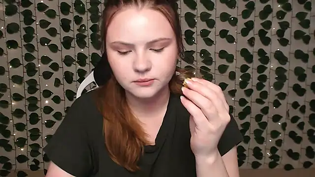 IxxiLiana online show from 02/11/25, 04:11