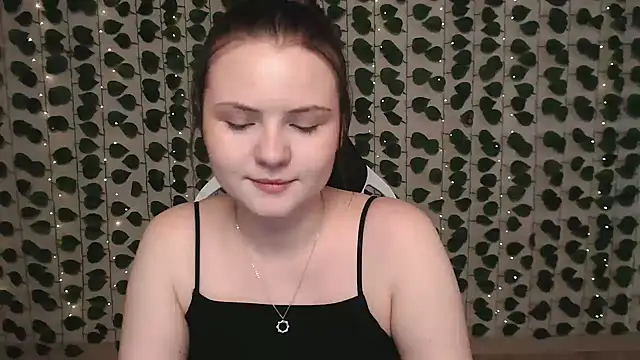 IxxiLiana online show from 02/25/25, 04:03