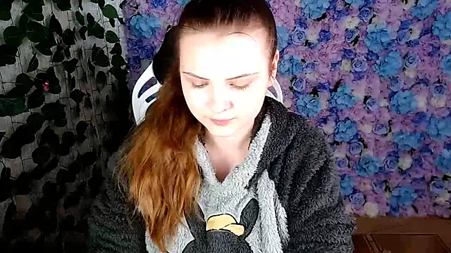 IxxiLiana online show from 09/19/25, 04:58