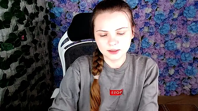 IxxiLiana online show from 10/02/25, 05:14