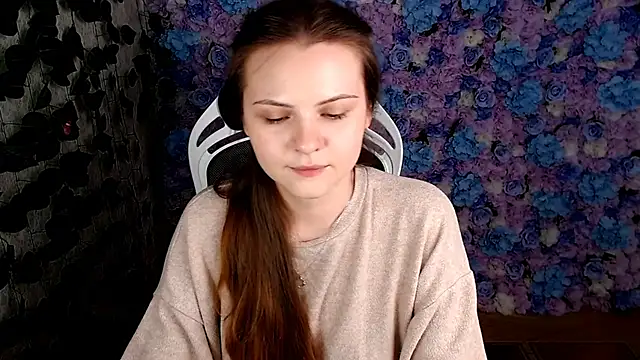 IxxiLiana online show from 10/17/25, 05:10