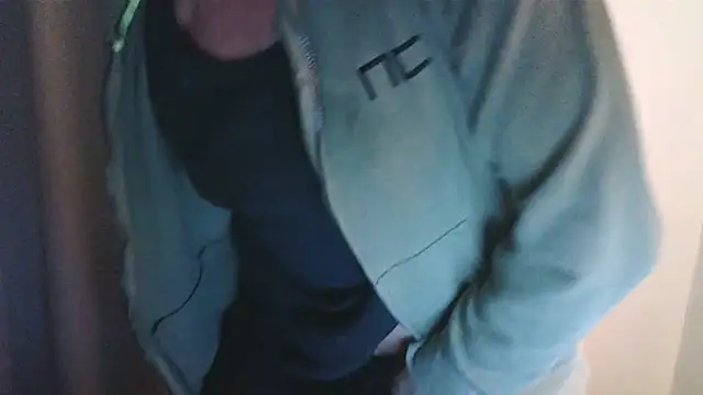 Snapshot of ciame78 chatting on 11/03/25, 09:59 ciame78 online show from 11/03/25, 09:59