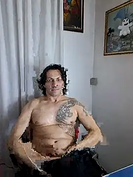 Snapshot of ciame78 chatting on 12/02/25, 11:00 ciame78 online show from 12/02/25, 11:00