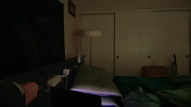 Snapshot of Yagurl__west chatting on 01/29/25, 04:41 Yagurl west online show from 01/29/25, 04:41