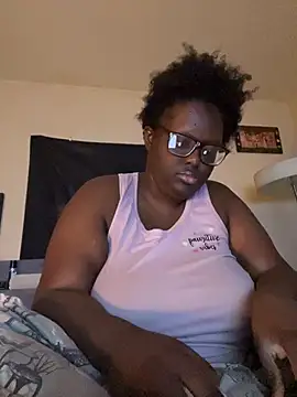 Snapshot of Yagurl__west chatting on 03/22/25, 04:45 Yagurl west online show from 03/22/25, 04:45