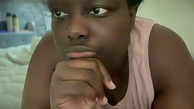 Snapshot of Yagurl__west chatting on 09/28/25, 09:20 Yagurl west online show from 09/28/25, 09:20