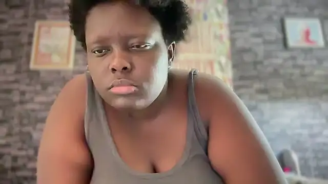 Snapshot of Yagurl__west chatting on 10/03/25, 07:11 Yagurl west online show from 10/03/25, 07:11