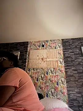 Yagurl  west online show from 12/02/25, 05:02