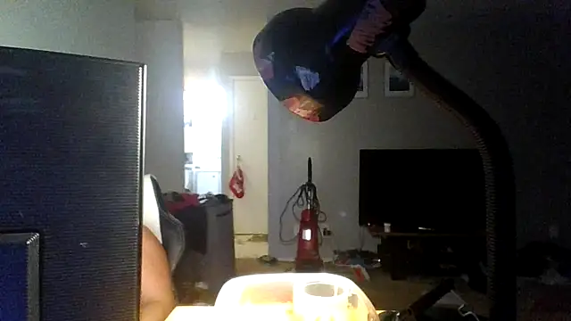 Snapshot of TeasingTroublemaker9 chatting on 09/26/25, 10:47 TeasingTroublemaker9 online show from 09/26/25, 10:47