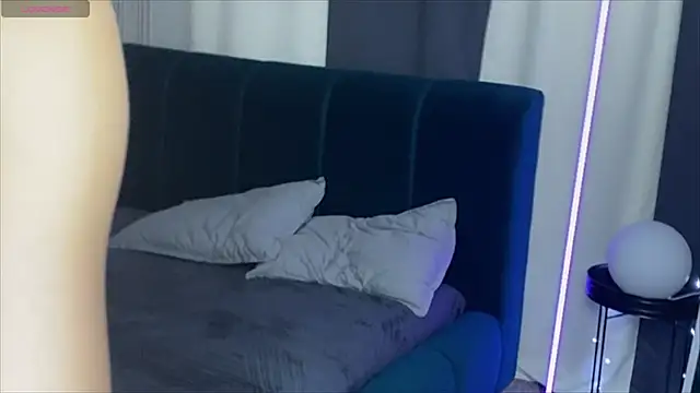 Snapshot of viviann_evans chatting on 01/21/25, 06:11 viviann evans online show from 01/21/25, 06:11