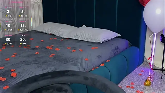 Snapshot of viviann_evans chatting on 02/15/25, 12:37 viviann evans online show from 02/15/25, 12:37