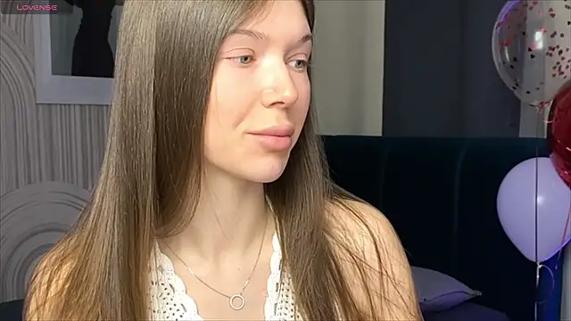 Snapshot of viviann_evans chatting on 02/20/25, 03:56 viviann evans online show from 02/20/25, 03:56