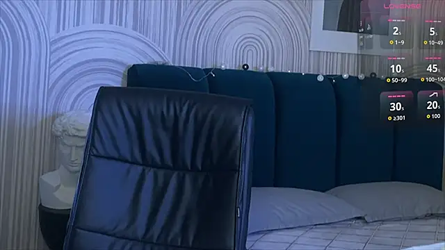 Snapshot of viviann_evans chatting on 11/12/25, 01:06 viviann evans online show from 11/12/25, 01:06