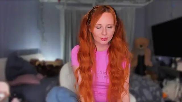 Snapshot of KlementinaBbG chatting on 04/09/26, 08:36 KlementinaBbG online show from 04/09/26, 08:36