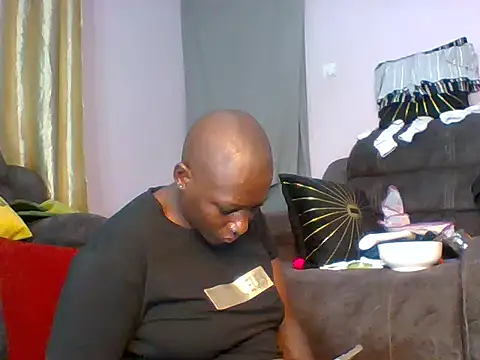 Poisonous Ivy online show from 12/19/24, 06:12