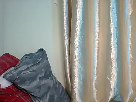 Poisonous Ivy online show from 01/13/25, 08:37