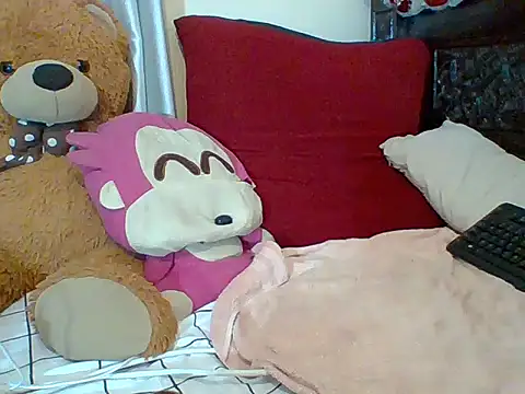 Poisonous Ivy online show from 02/19/26, 10:06