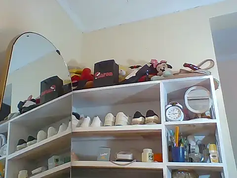 Snapshot of Poisonous_Ivy chatting on 04/07/26, 12:00 Poisonous Ivy online show from 04/07/26, 12:00