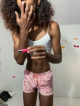 lau sil online show from 03/15/26, 10:05