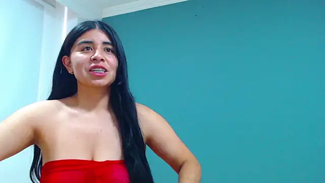 danna- roouss online show from 10/31/25, 05:58