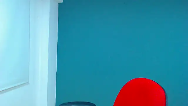 Snapshot of danna-_roouss chatting on 02/11/26, 12:04 danna- roouss online show from 02/11/26, 12:04