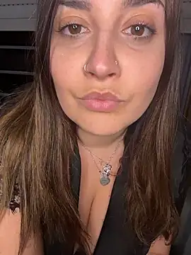 Snapshot of Novababy18 chatting on 04/08/26, 10:32 Novababy18 online show from 04/08/26, 10:32