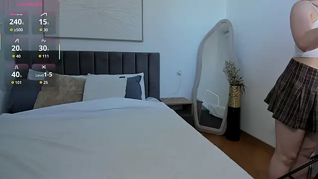 Snapshot of SimonaGerry chatting on 04/01/26, 04:57 SimonaGerry online show from 04/01/26, 04:57