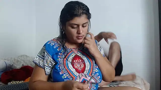 AlyDenalioficial online show from 02/05/25, 05:31