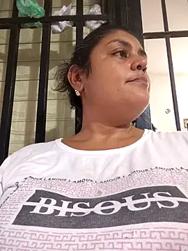 AlyDenalioficial online show from 11/20/25, 09:58