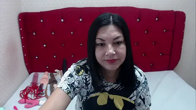 AdaFawxx online show from 09/19/25, 04:03