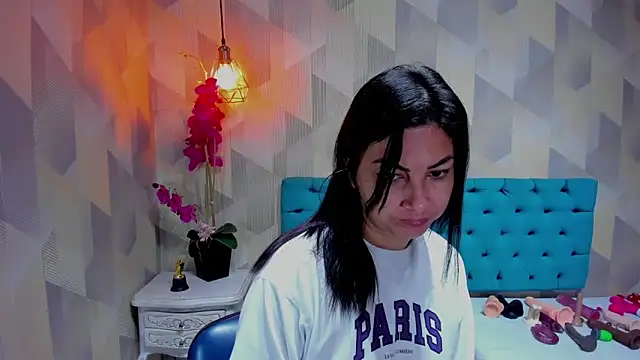 AdaFawxx online show from 02/25/26, 04:11