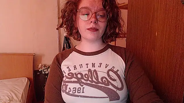 Snapshot of Chmiri_cb chatting on 02/19/25, 08:12 Chmiri cb online show from 02/19/25, 08:12