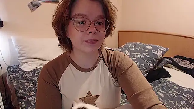 Snapshot of Chmiri_cb chatting on 10/04/25, 05:38 Chmiri cb online show from 10/04/25, 05:38