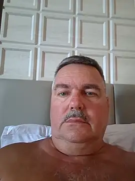 Snapshot of Tbone17 chatting on 05/20/26, 01:39 Tbone17 online show from 05/20/26, 01:39