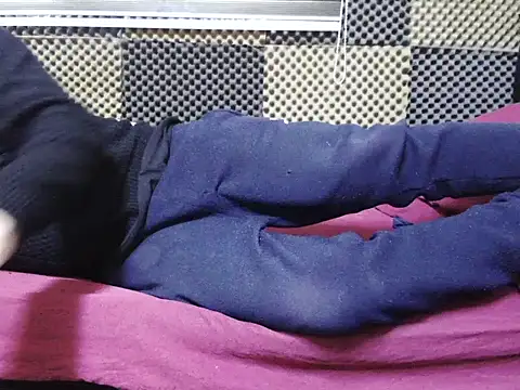 Arabeyes online show from 12/18/25, 01:17