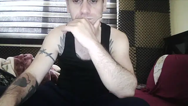 Snapshot of Arabeyes chatting on 03/11/26, 09:37 Arabeyes online show from 03/11/26, 09:37