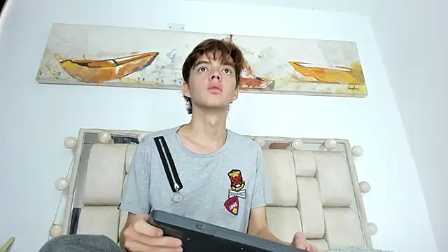 daniel hot03 online show from 10/30/25, 01:23