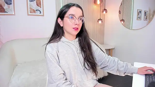 ana ev online show from 12/03/25, 10:46