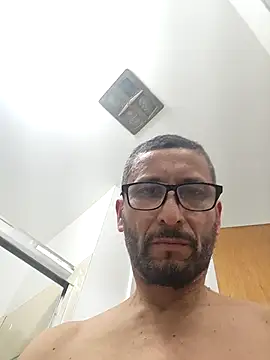 Snapshot of pajarol5co chatting on 03/08/25, 05:28 pajarol5co online show from 03/08/25, 05:28