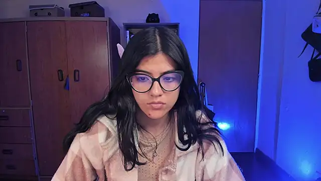 Snapshot of valerie__skyy chatting on 01/24/25, 11:34 valerie skyy online show from 01/24/25, 11:34