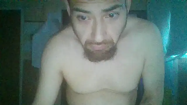 Snapshot of SideGhost chatting on 06/12/26, 03:00 SideGhost online show from 06/12/26, 03:00