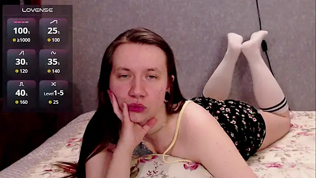 Snapshot of sojubottle chatting on 10/15/25, 02:50 sojubottle online show from 10/15/25, 02:50