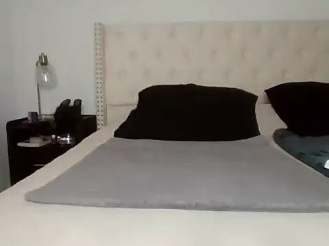 Snapshot of VestaValstar chatting on 03/06/26, 12:18 VestaValstar online show from 03/06/26, 12:18