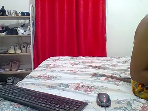 Snapshot of sexy__candyy chatting on 03/13/26, 05:30 sexy candyy online show from 03/13/26, 05:30