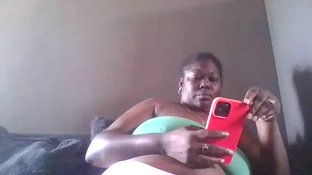 Snapshot of XgeileKutje chatting on 04/14/26, 02:45 XgeileKutje online show from 04/14/26, 02:45