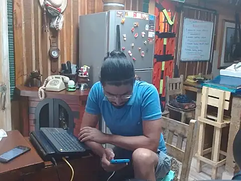 Dr Pocholate84 online show from 10/08/25, 04:37