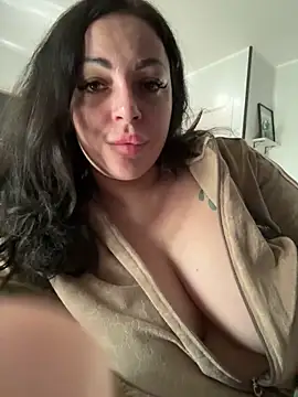 Chloe Ricci online show from 12/02/24, 11:56